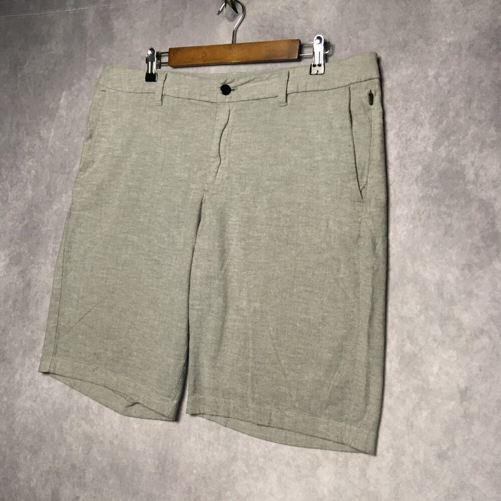 Lululemon Mens Shorts size 36 Gray Flat Front Pockets Cotton Stretch‎ Casual